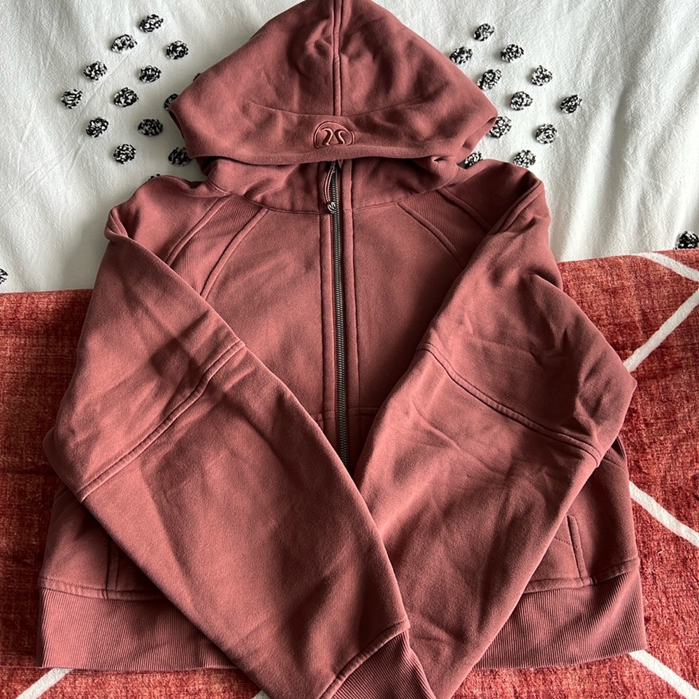 Lululemon scuba